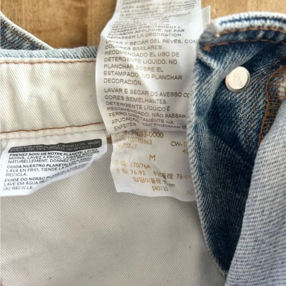 Rare Levi’s Pride Liberation Denim Short Overalls Medium Rainbow Patch - Picture 5 of 15